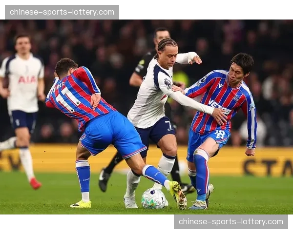 热刺球场举办保级关键战，门票销售创赛季新高